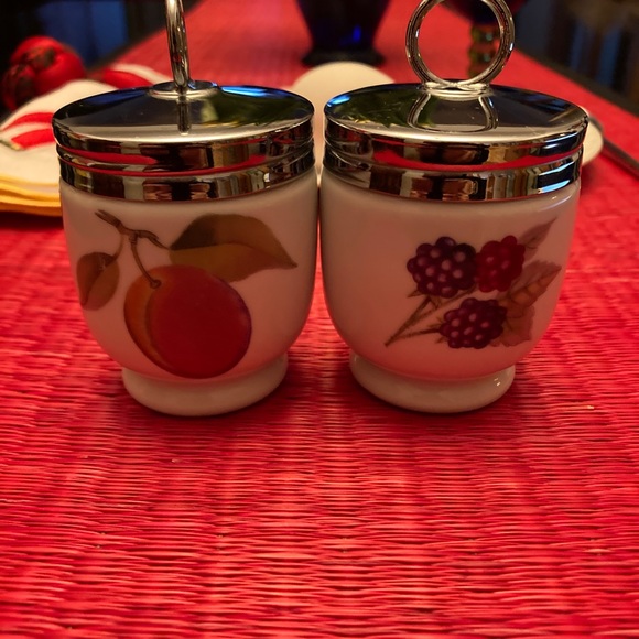 Set of 2 Egg Coddlers - Picture 2 of 7